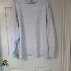 crown & ivy White Textured Knit Sweatshirt